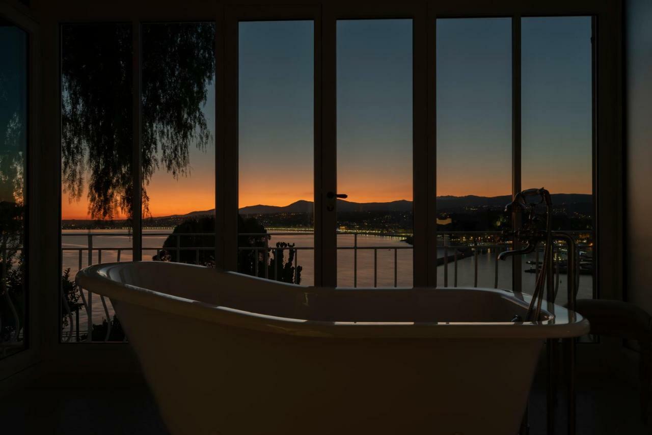 Chateau Des Anglais - Five Stars Holiday House นีซ ภายนอก รูปภาพ